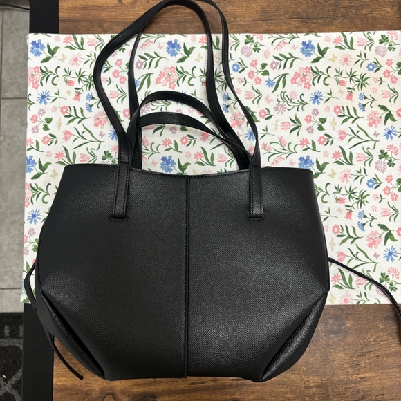 Black Shoulder Bag
